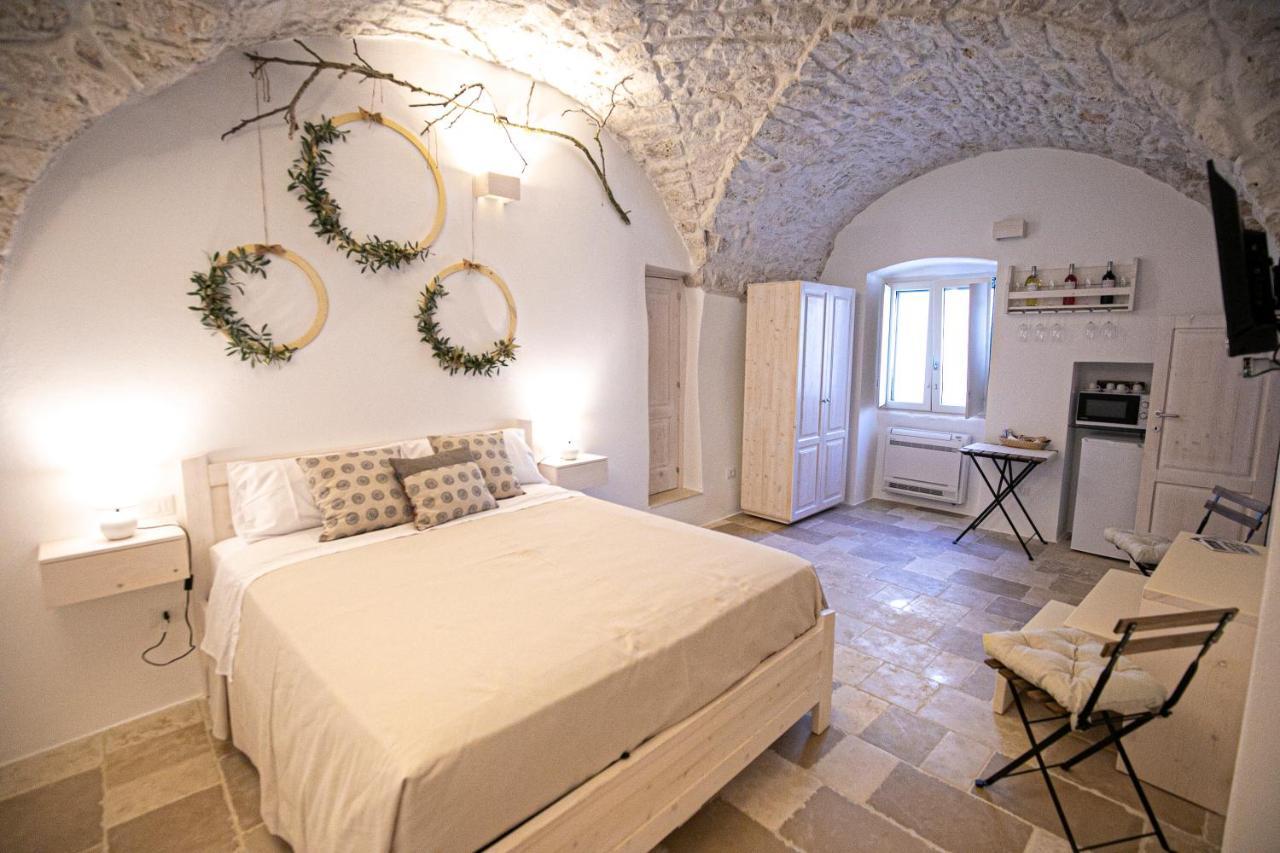 Radici * Ostuni